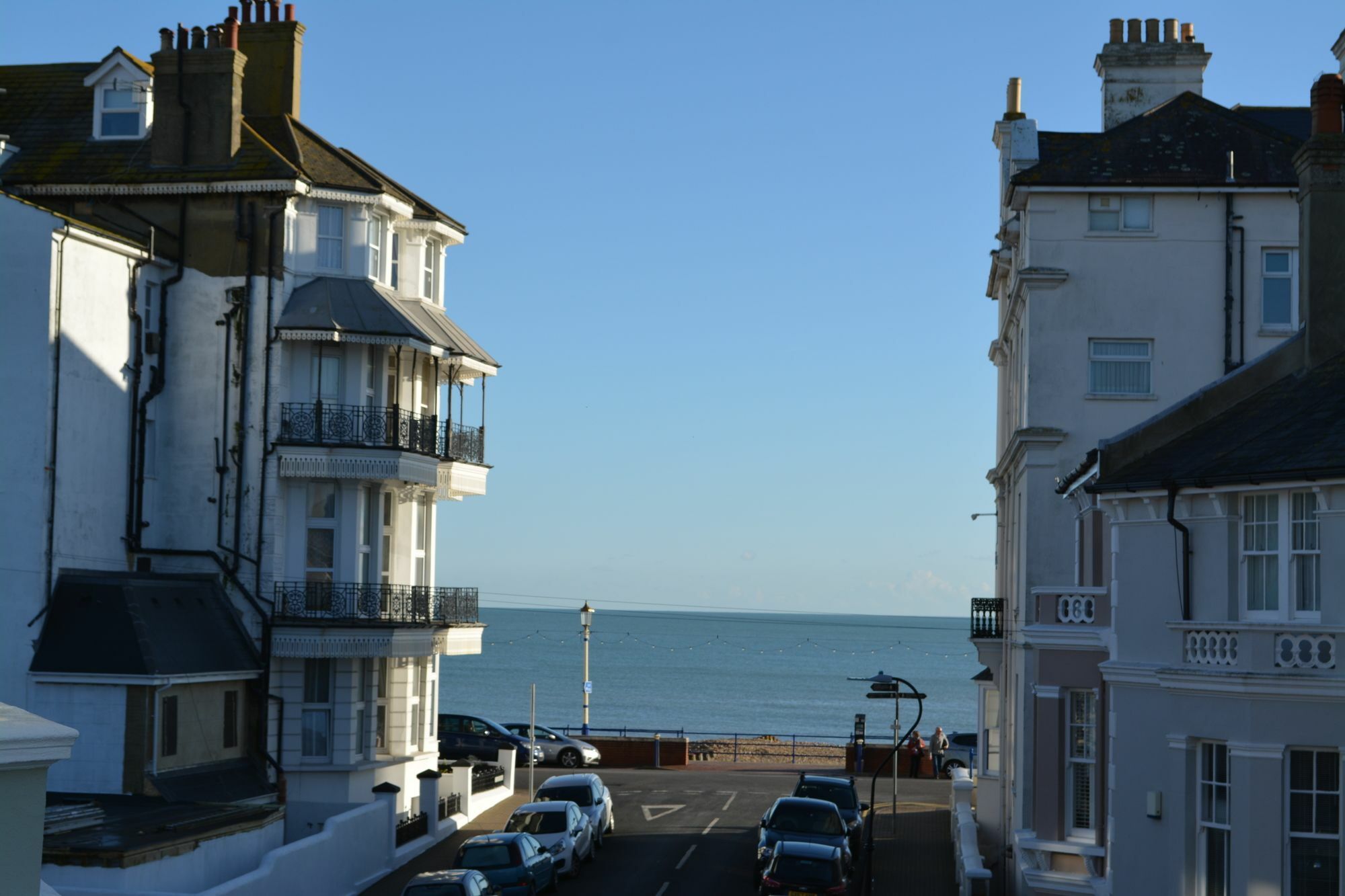 Loriston Guest House Eastbourne Exterior photo